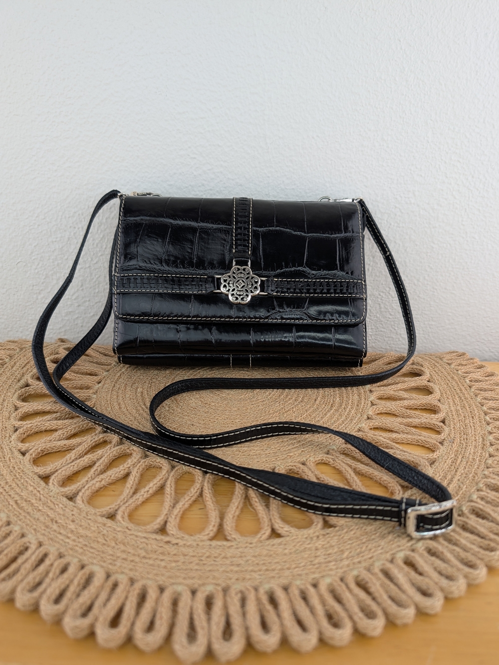 Brighton Black Croc-Embossed Leather Crossbody Bag Organizer Silver Hardware